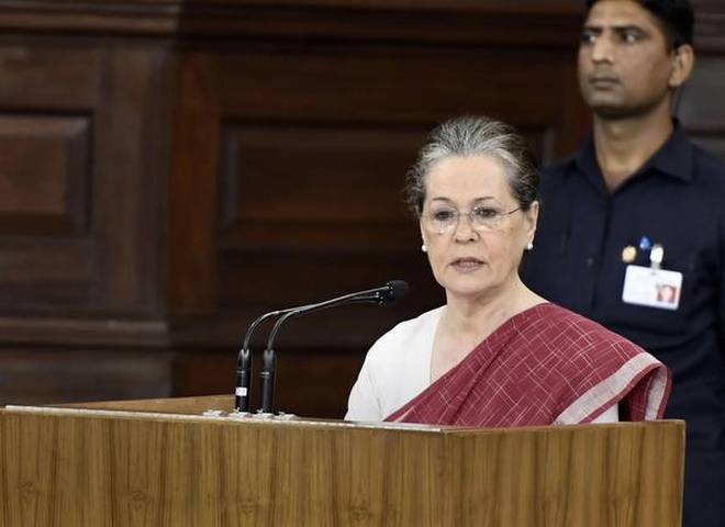 Sonia Gandhi holds meeting with Cong Lok Sabha MPs