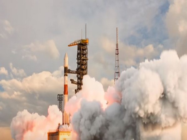 Presenting the failures incurred, here’s ‘Mission Mangal’ second trailer!