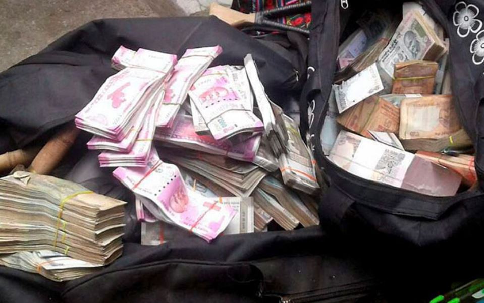 Maharashtra: Election officials seize Rs 10 lakh in Thane district
