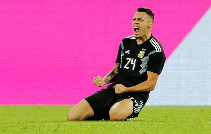 Germany waste two-goal lead to draw 2-2 with Argentina