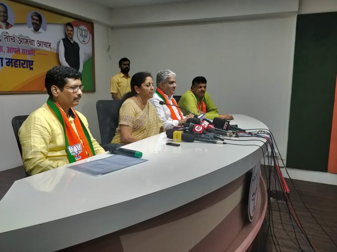 Sitharaman meets PMC customers, takes cognizance of their concerns