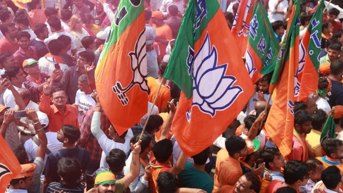 BJP demonstrate against killing of its workers in West Bengal