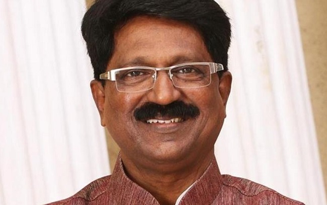 Shiv Sena minister announces decision to quit NDA government