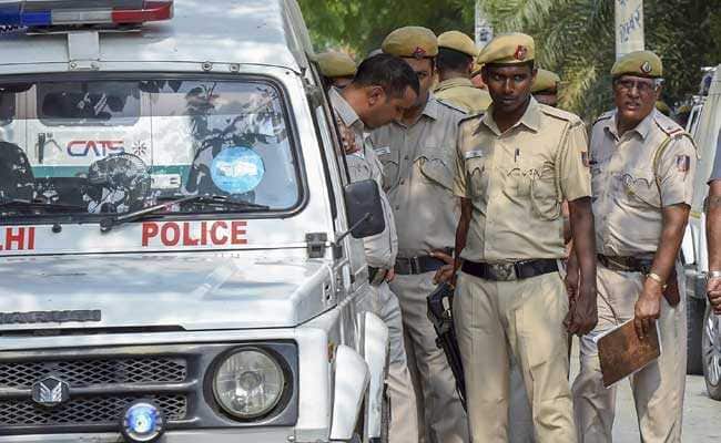 Six Delhi Police personnel suspended for partying with criminal Six Delhi Police personnel suspended for partying with criminal