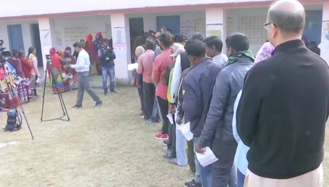 Jharkhand: Voting picks up in third phase of assembly election, over 13 pc recorded till 9 am