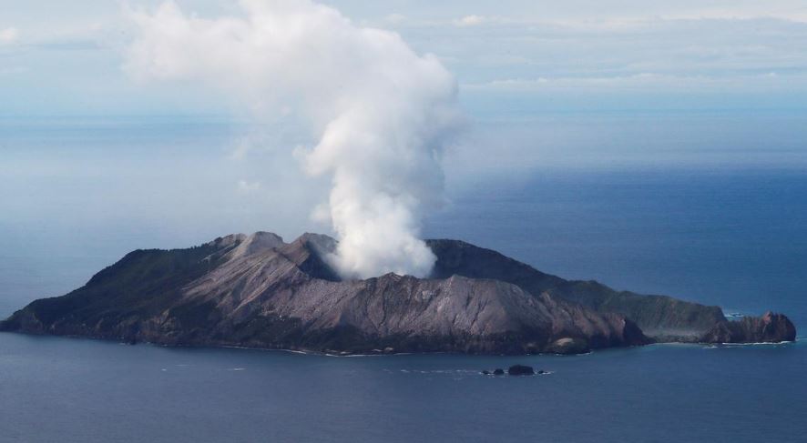 New Zealand police plan to recover bodies from volcanic island on Friday