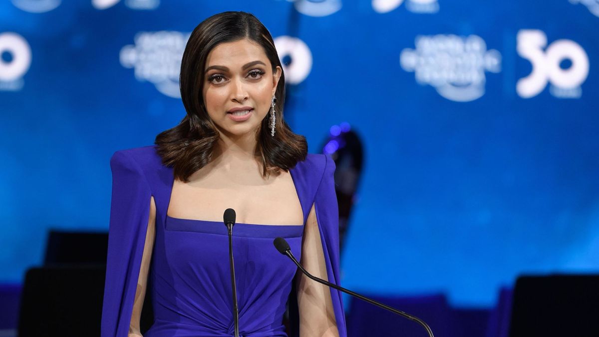 #StandWithDeepika trends on Twitter as Deepika Padukone gets interrogated by NCB #StandWithDeepika trends on Twitter as Deepika Padukone gets interrogated by NCB