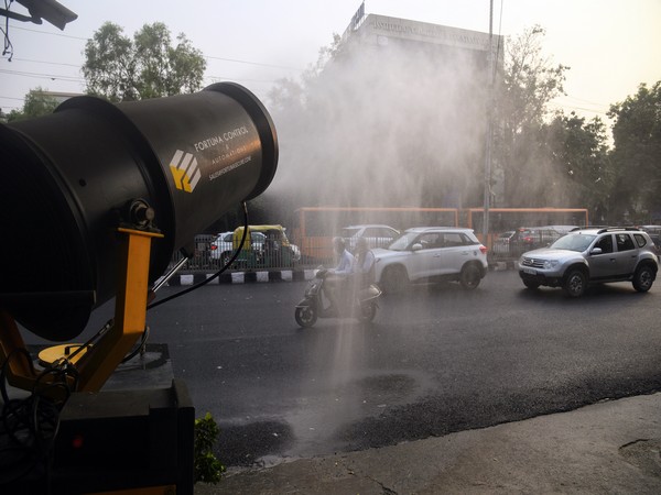 Delhi’s air quality in ‘poor’ category