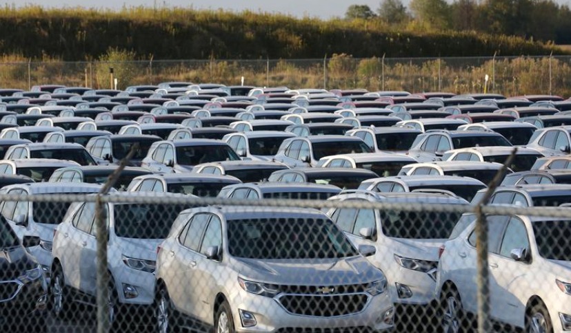 U.S. automakers post higher quarterly sales even as chip shortage bites
