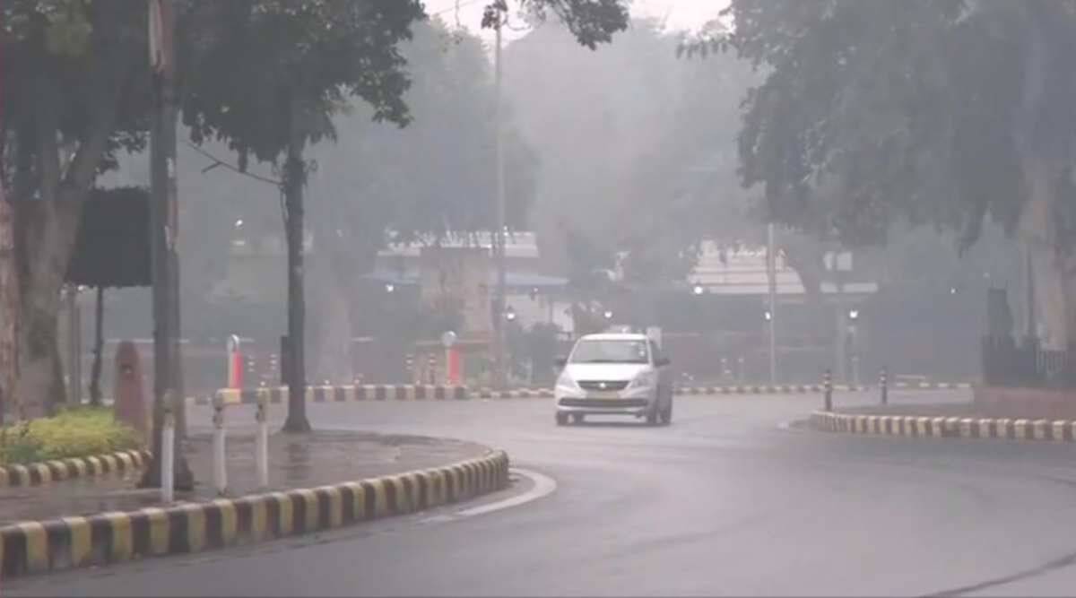 Weather update: Light rain likely in Delhi