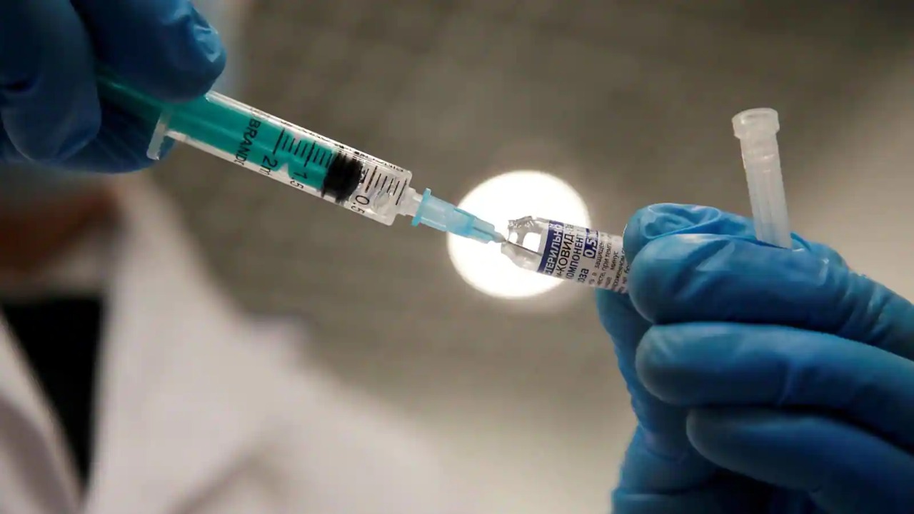 UP govt to set up centres in rural areas to facilitate vaccination registration process