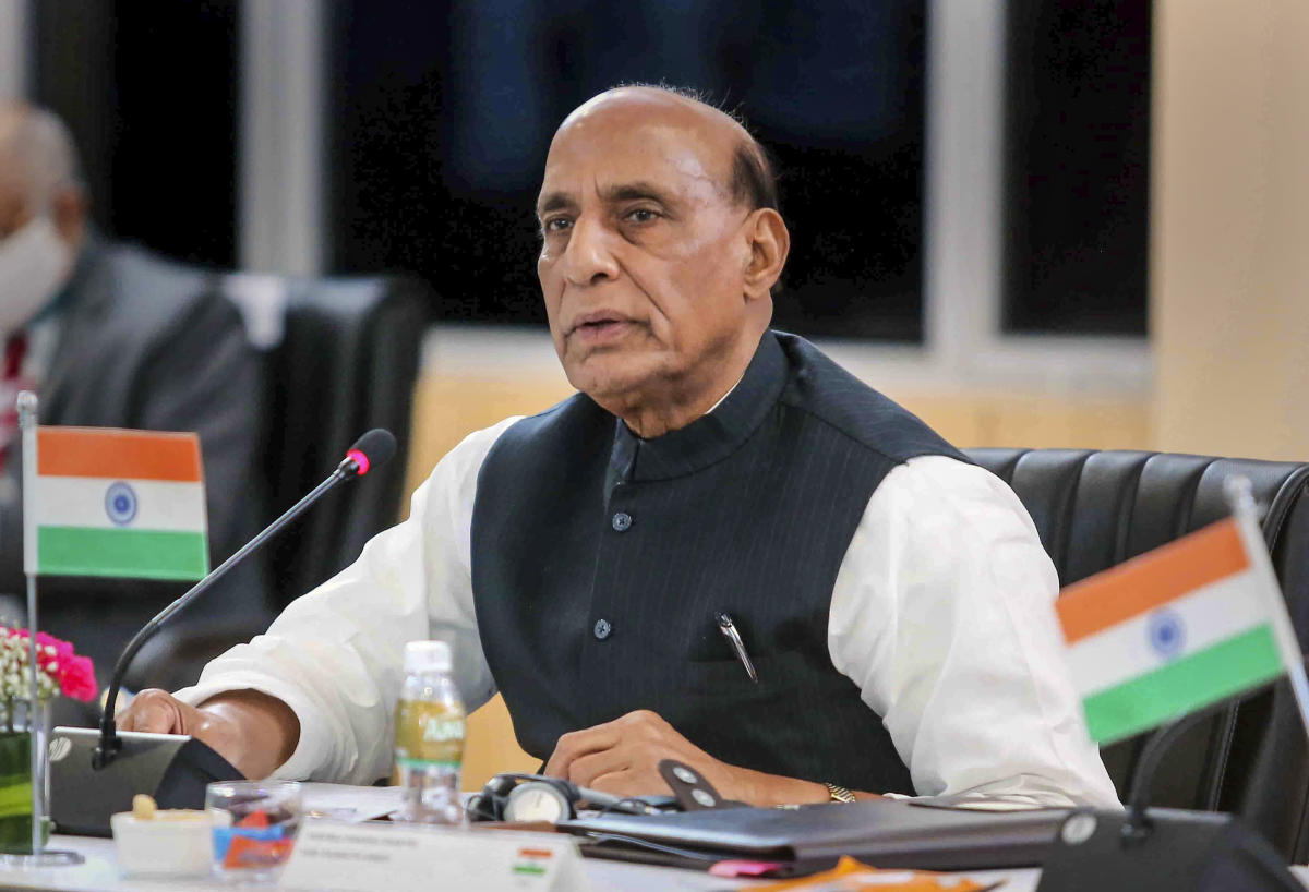 India wants peace to prevail, no situation promoting war should arise: Rajnath Singh on Russia-Ukraine crisis