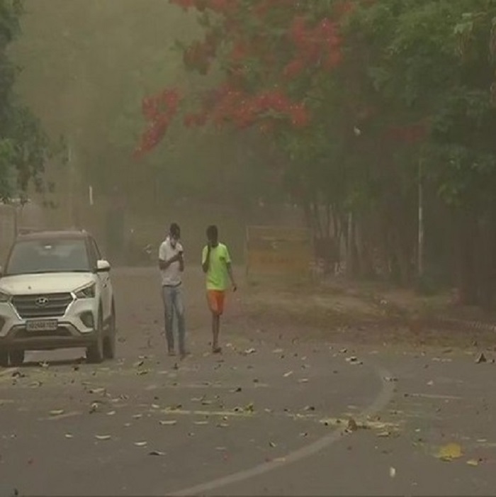 Weather Alert: Dust storm likely in to hit Delhi-NCR
