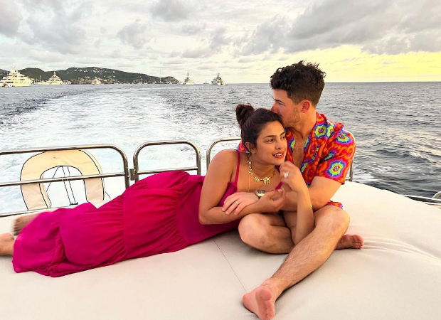 Entertainment: Nick Jonas discloses his favourite Bollywood dance move, wife Priyanka Chopra reacts