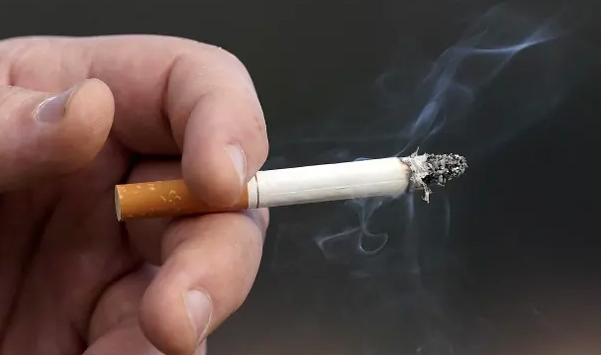 Supreme Court rejects plea to increase smoking age