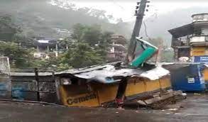 HP: 2 women killed in Kullu house collapse due to heavy rain HP: 2 women killed in Kullu house collapse due to heavy rain