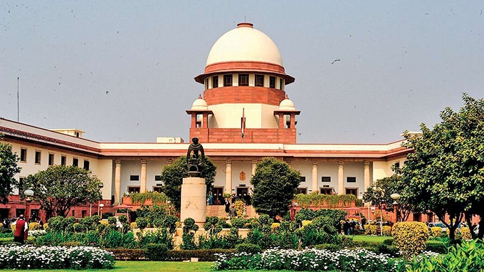 SC grants anticipatory bail to former directors of Mohan Steel Limited in alleged fraud case SC grants anticipatory bail to former directors of Mohan Steel Limited in alleged fraud case