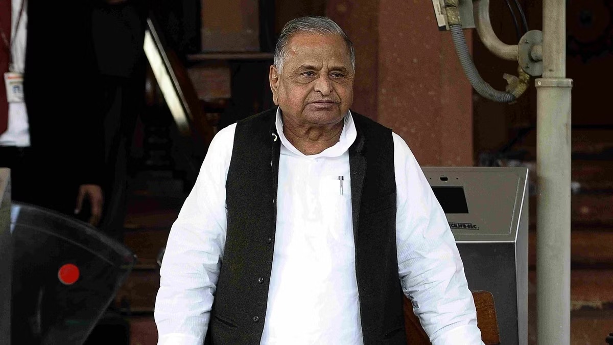 Mulayam Singh Yadav Dominated Country’s Political Life For 6 Decades, Was Jailed For 19 Months During Emergency