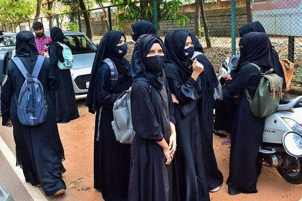 Karnataka Hijab Row: Supreme Court to constitute bench to hear petition after Holi vacation