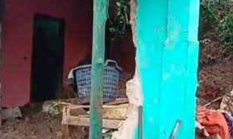 Meghalaya: four of family buried alive in house collapse after landslide Meghalaya: four of family buried alive in house collapse after landslide