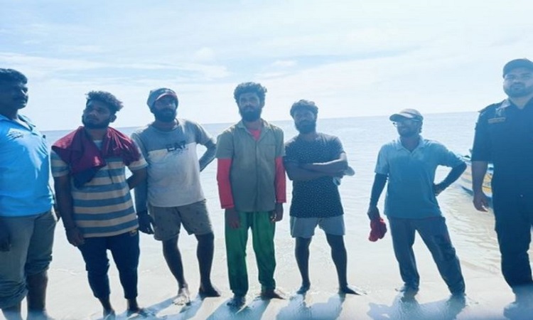 Coast Guard apprehends five Sri Lankan fishermen for entering Indian waters off Rameswaram coast