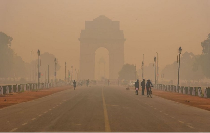 Delhi Air Pollution: No relief from hazardous air in Capital, as AQI in ‘very poor’ range Delhi Air Pollution: No relief from hazardous air in Capital, as AQI in ‘very poor’ range