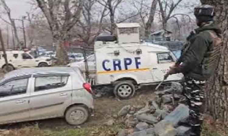 J-K: Former police officer offering prayers shot dead by terrorists in Baramulla