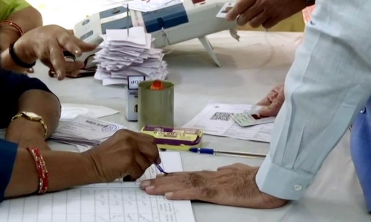 96.88 crore people registered to vote for 2024 Lok Sabha election, says Election Commission