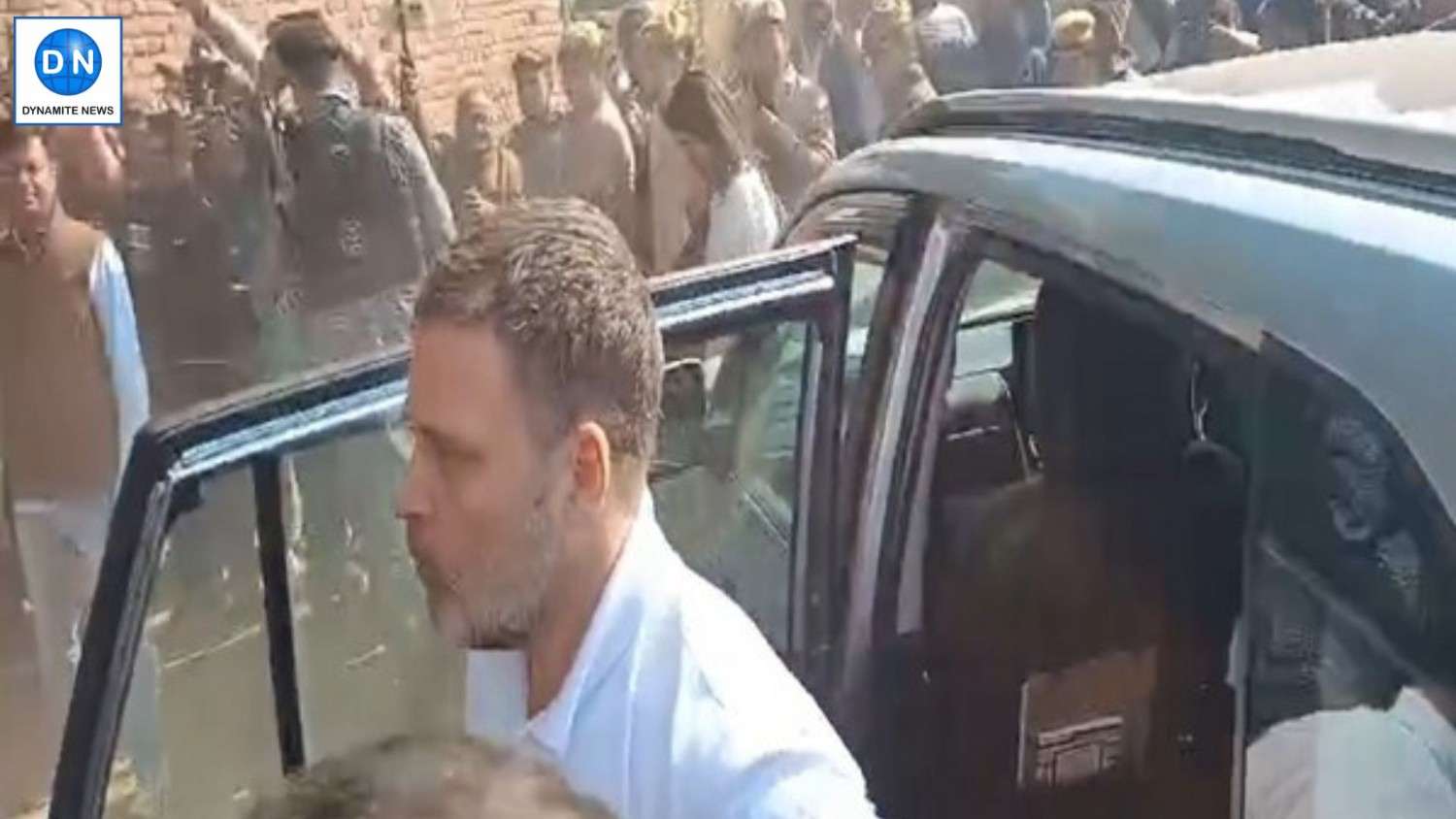 UP: Rahul Gandhi meets Hathras rape victim family at Boolgarhi