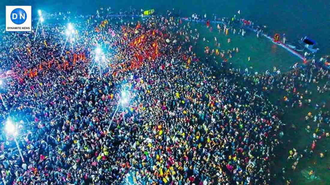 Maha Kumbh: About 2 million pilgrims visit Mela on sixth day till 11am Maha Kumbh: About 2 million pilgrims visit Mela on sixth day till 11am