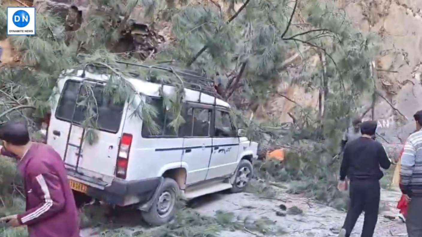 Himachal Pradesh: 6 Dead and several injured in massive landslide in Kullu