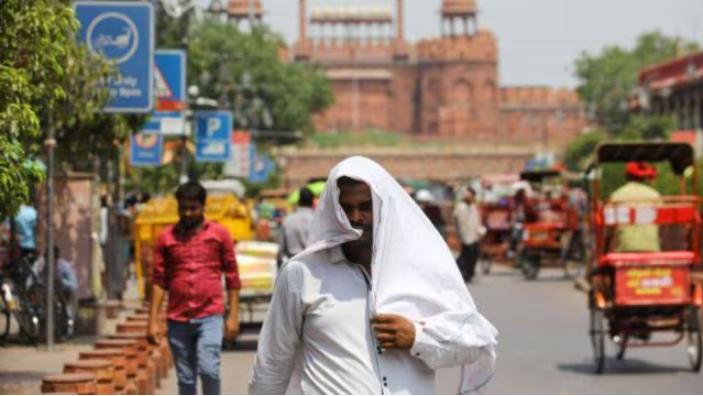 Weather Update: IMD expected heatwave from 24 April in Delhi; Warns yellow alert