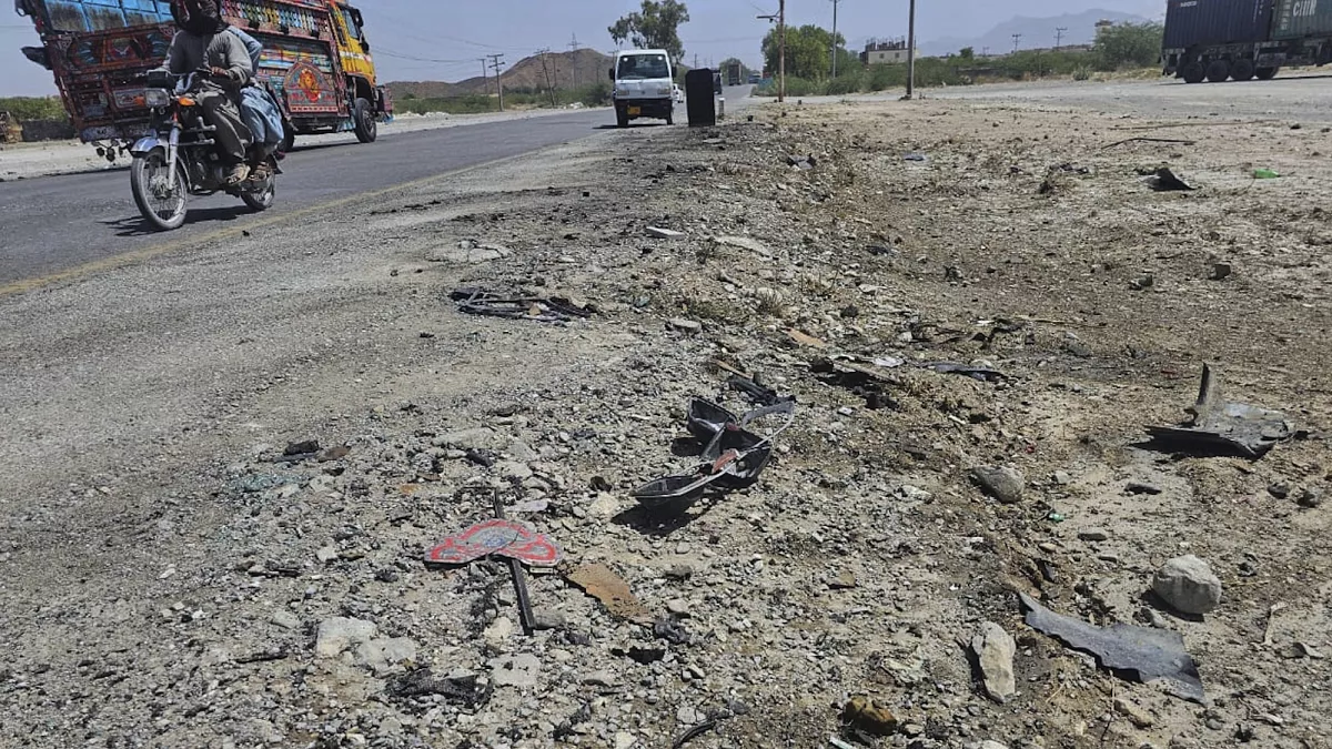 5 killed, several injured in school bus attack in Pak