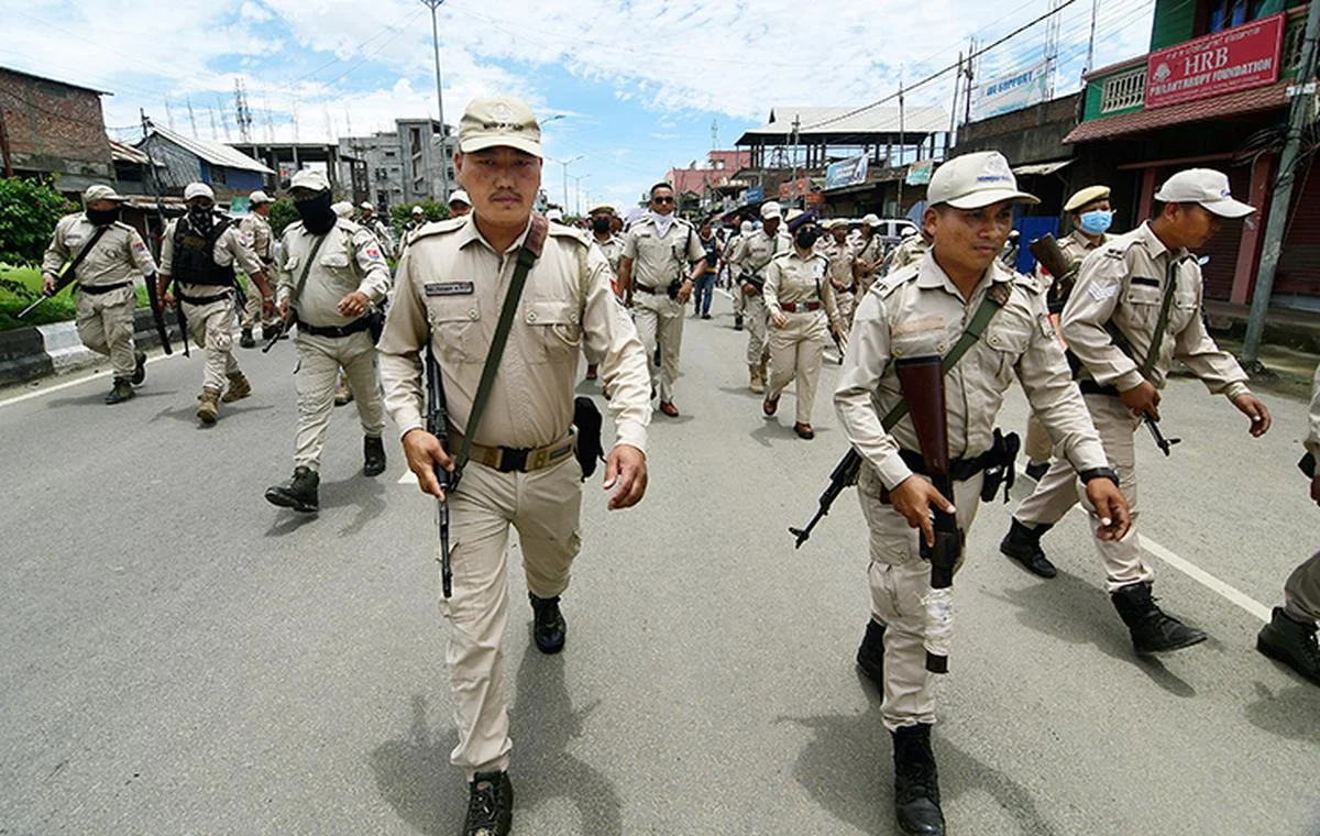Manipur: Police nabbed five including three militants in Imphal