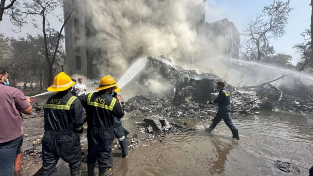 Rescue Ops continue on second day (Source: Internet)