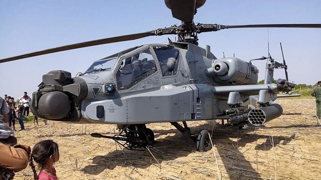Apache helicopter - File (Source: Internet)