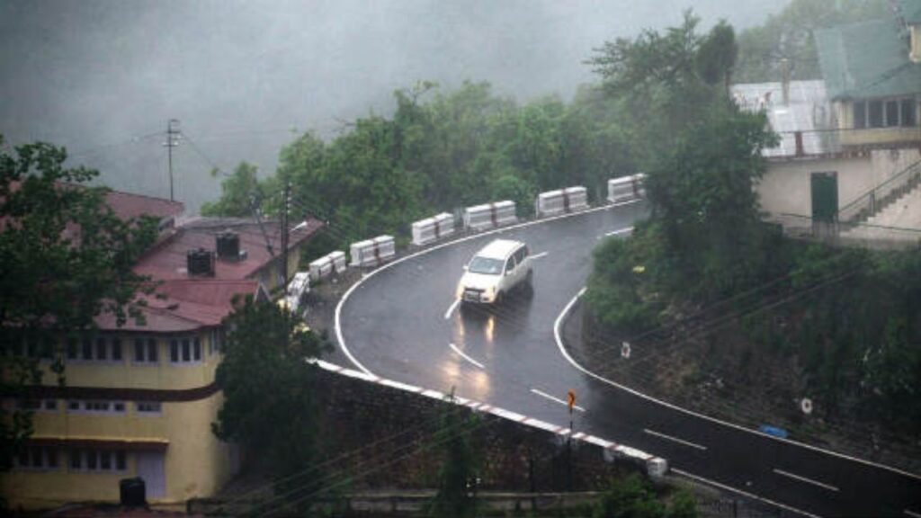 Some parts in Uttarakhand may face lightning (Source: Internet)