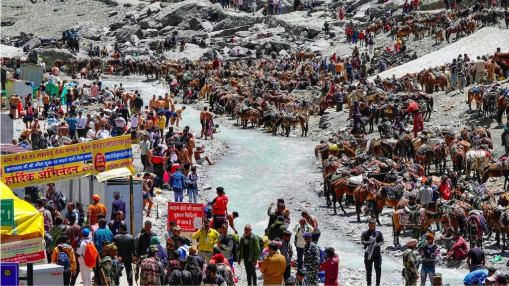 So far 1.83L devotees at Holy Shrine (Source: Internet)