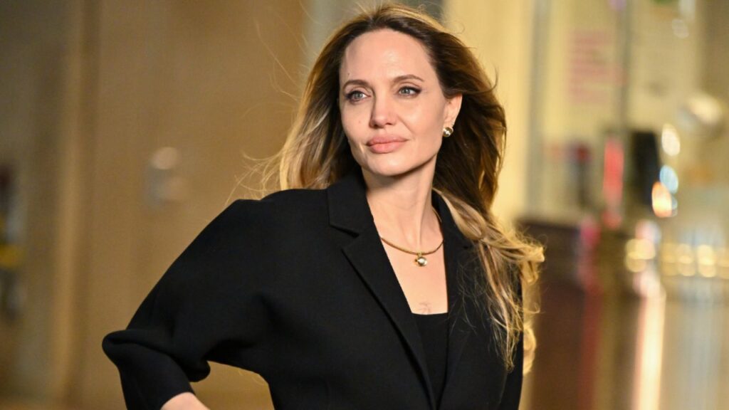 Angelina Jolie uses cosmetic treatments (Source: Internet)