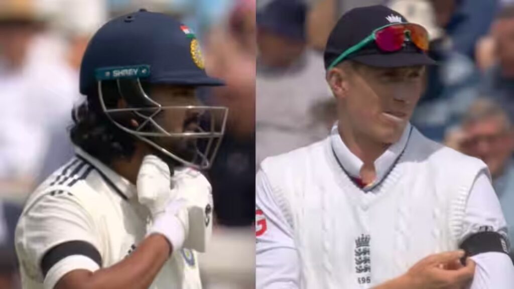 Players wear black armbands