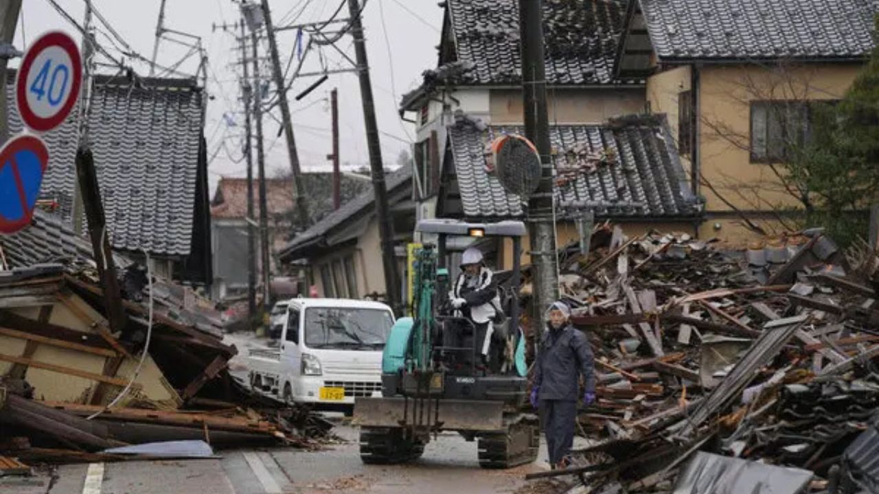 Japan Earthquake 2025: Strong tremors felt again in Japan, disaster agencies on alert