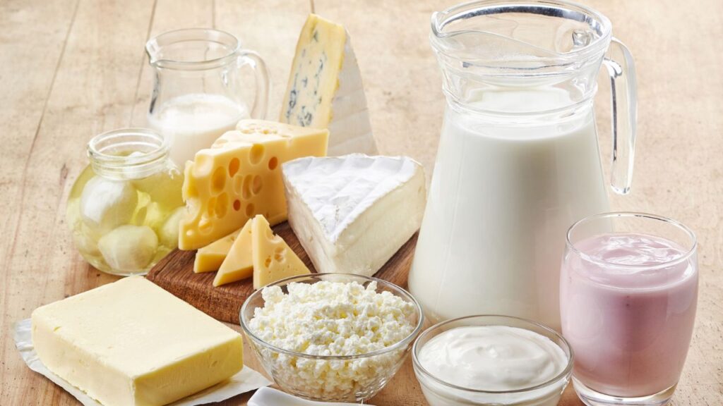 Cabcer patients should avoid milk products (Source: Internet)