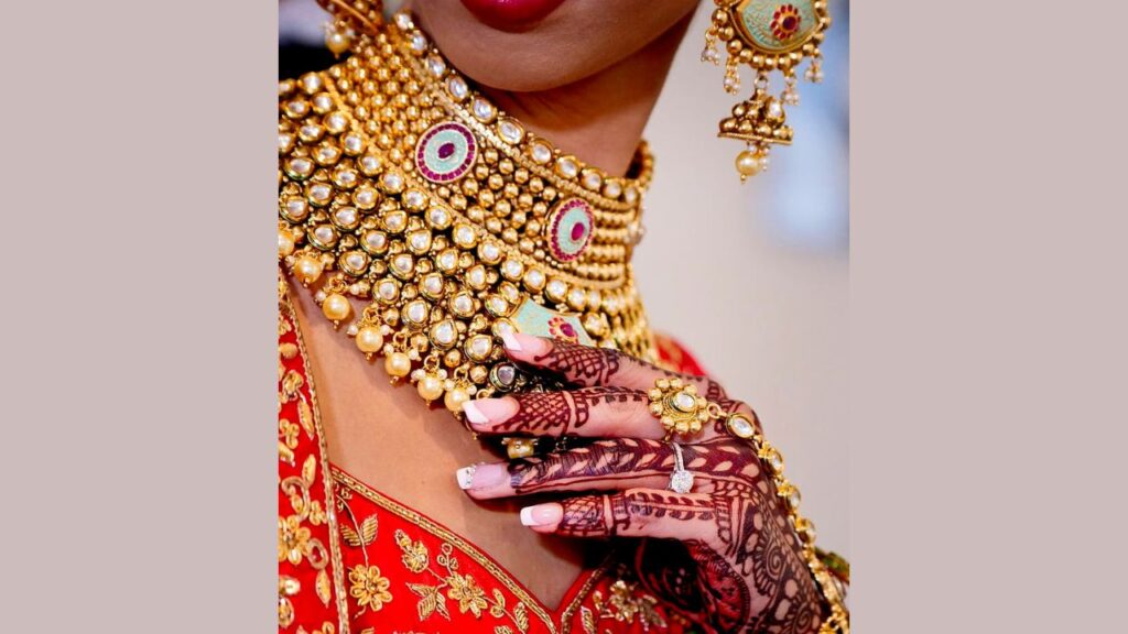 Gold prices increase substantially