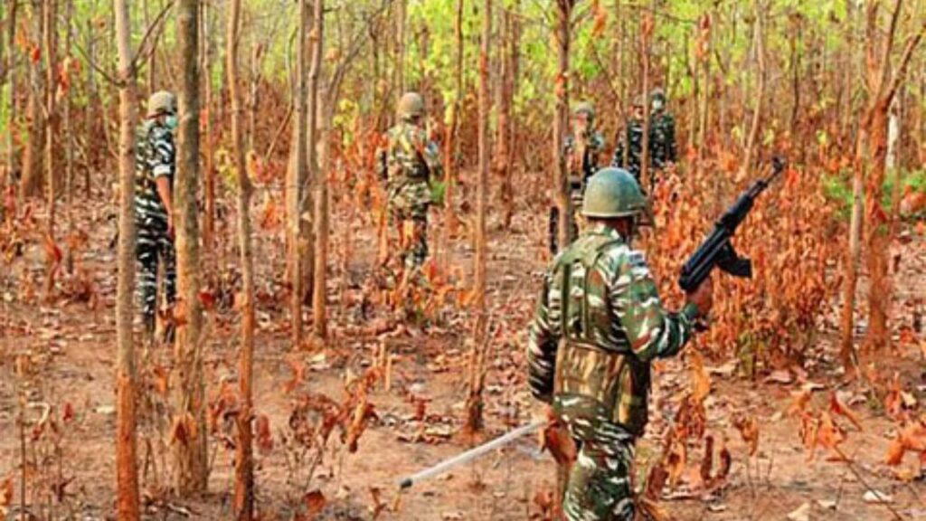 6 maoists killed in Chhattisgarh