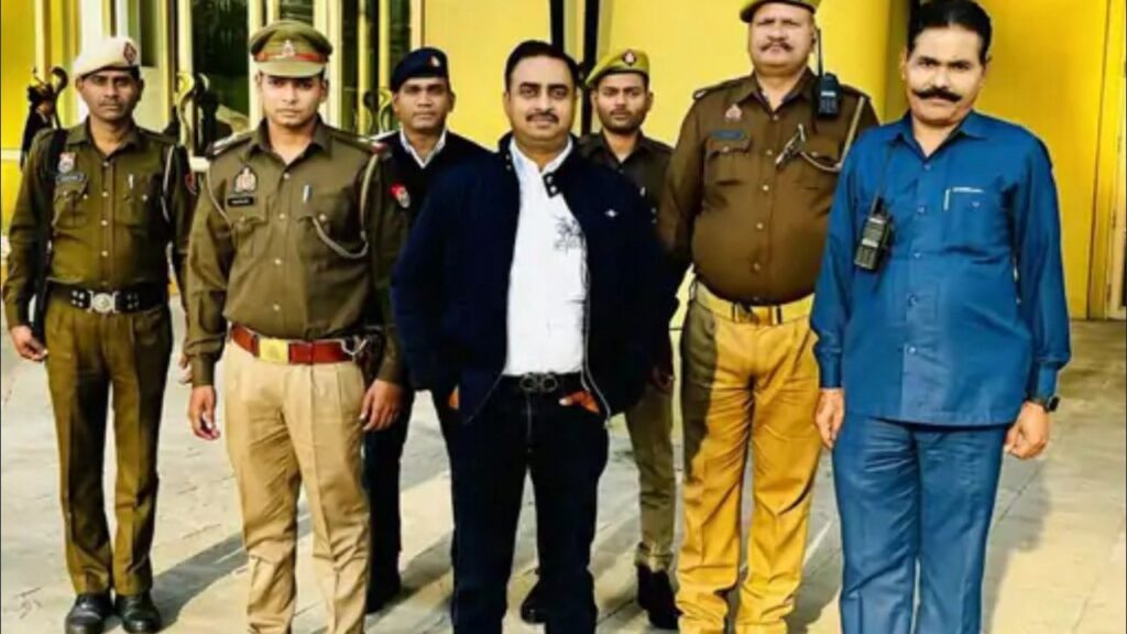 Police sources revealed that the fake officer was intercepted during a routine vehicle checking drive in the state capital.