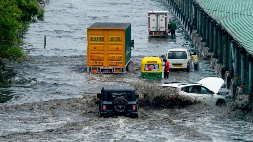 Gurugram turns into 'Jalgram'