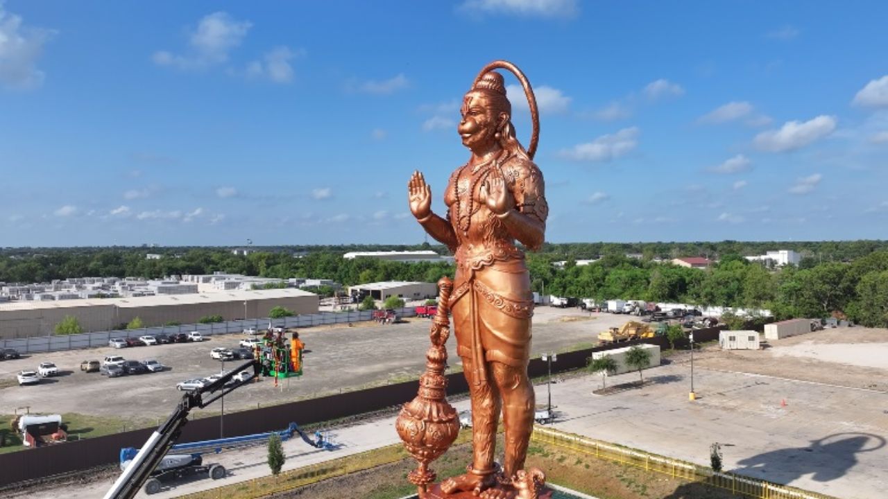 Lord Hanuman STatue