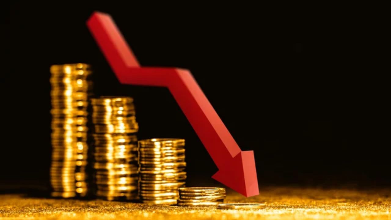 Why Are Gold Prices Falling? Key Reasons Behind the Recent Decline Why Are Gold Prices Falling? Key Reasons Behind the Recent Decline