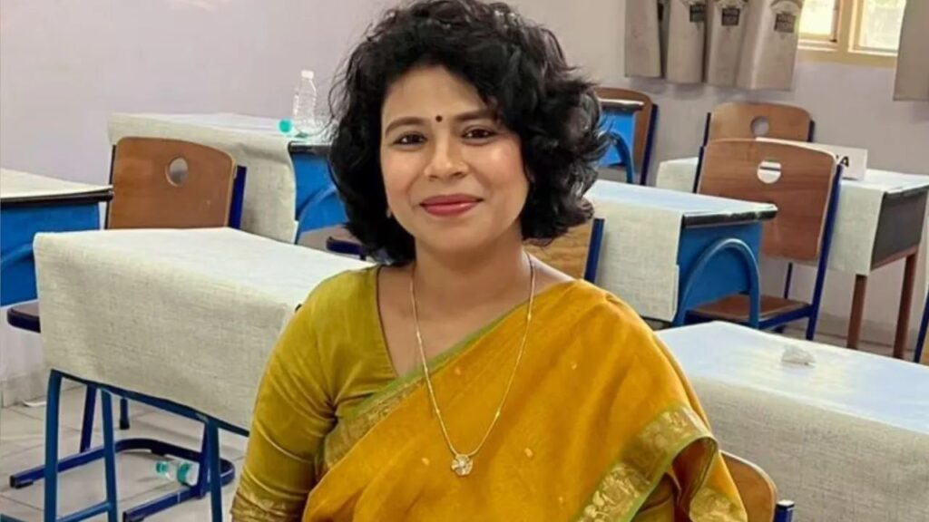 Durga Shakti Nagpal, IAS