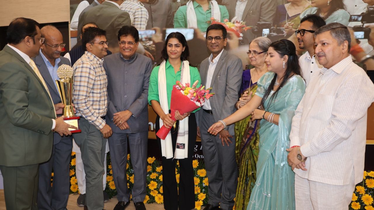 Manu Bhaker Honoured at Young India Country Awards 2025